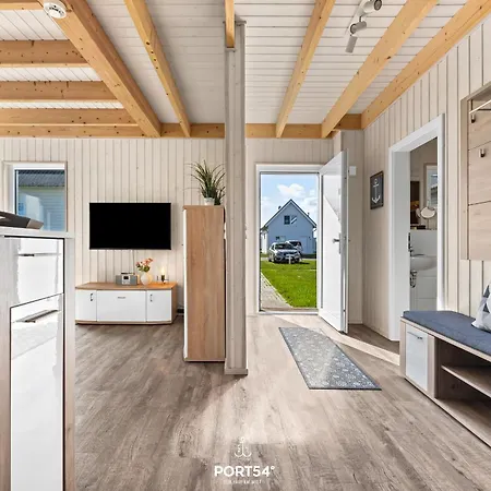 Marina Flair * Olpenitz